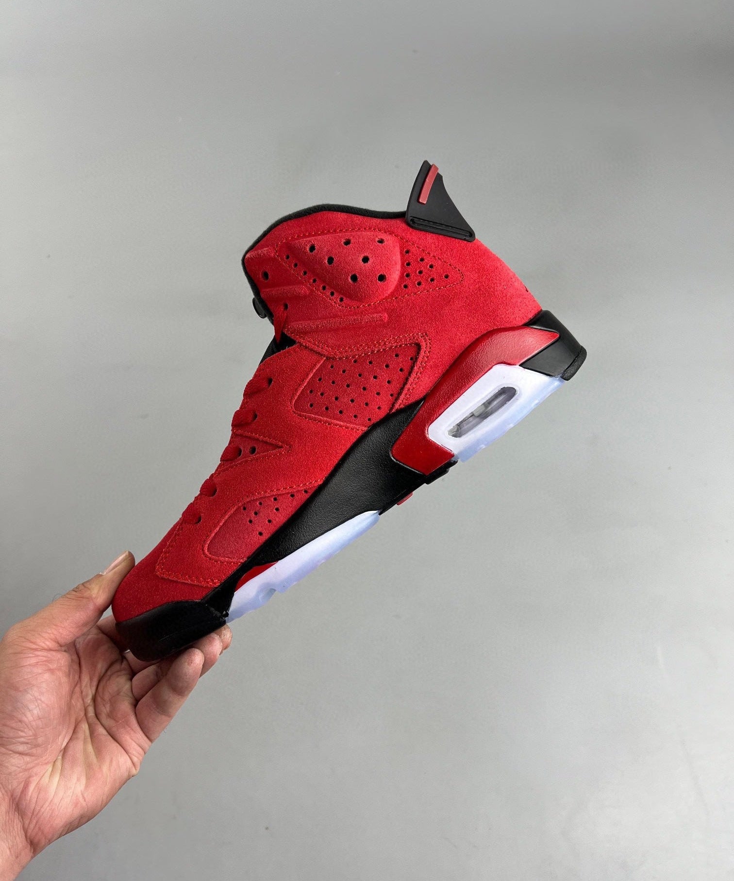 AJ6 Raging Bul