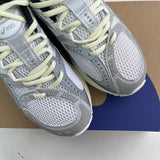 GEL-NIMBUS 10.1 Litle Grey/White