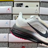Pegasus Premium Black/Pink