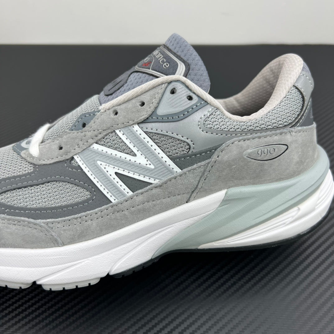 990 Grey Day