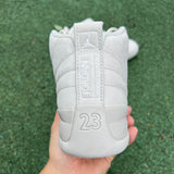 12 PURE WHITE