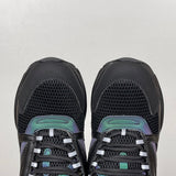 B22 Iridescent Shadow Runner