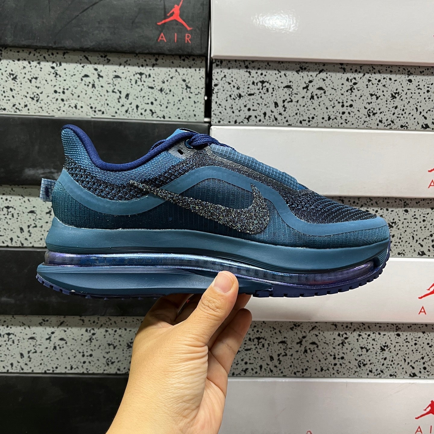 Pegasus Premium Blue
