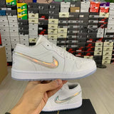 AJ1 Low White
