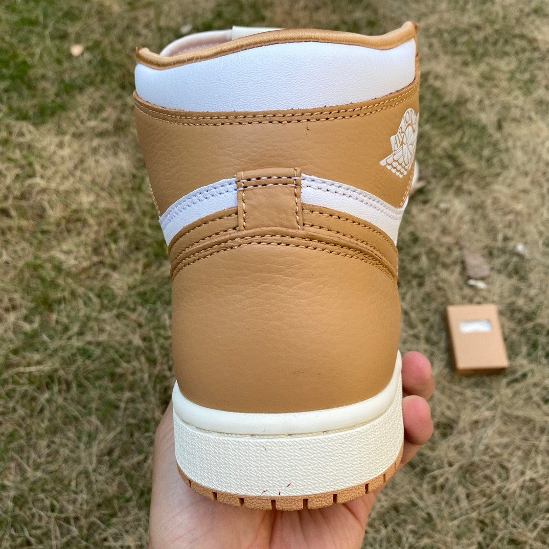 AJ1 High Praline