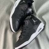 23 BLACK & WHITE