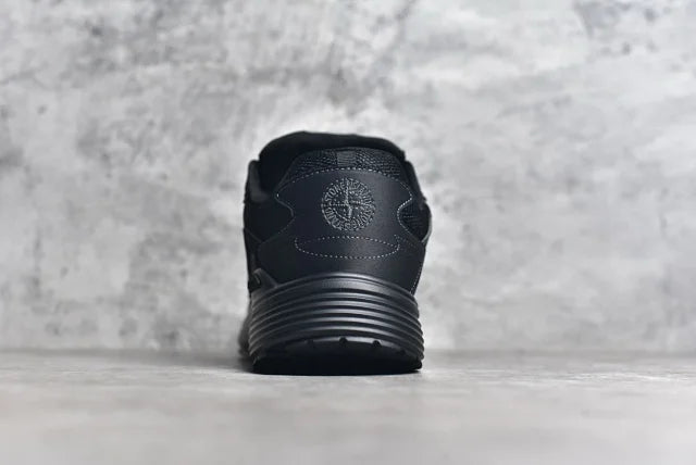 B30 X Stone Island