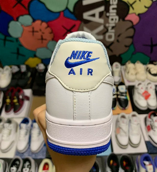 AF1