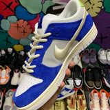 Dunk SB Gardenia