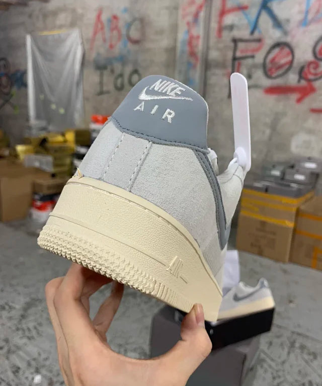 AF1