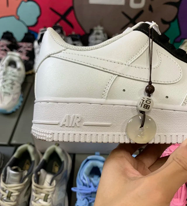 AF1