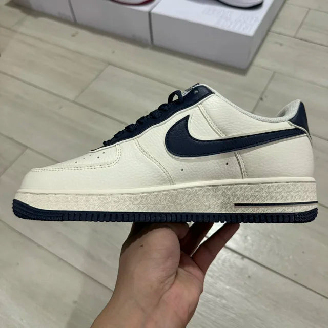 AF1