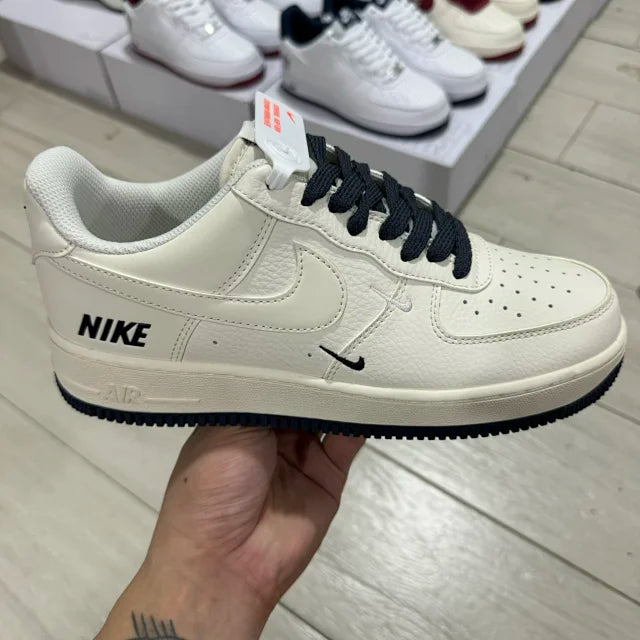 AF1