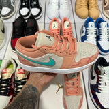 AJ1 Low LIGHT MADDER ROOT/DARK TEAL GREEN