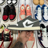 AJ1 Vintage Stealth Grey