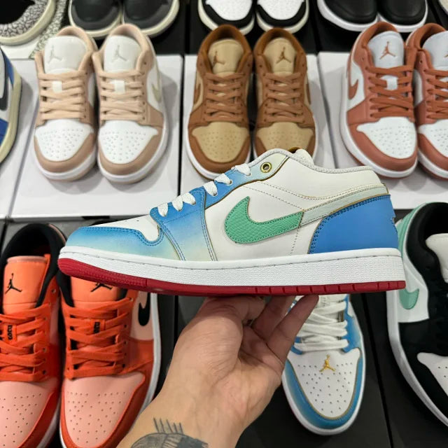 AJ1 Low Blue Gradient