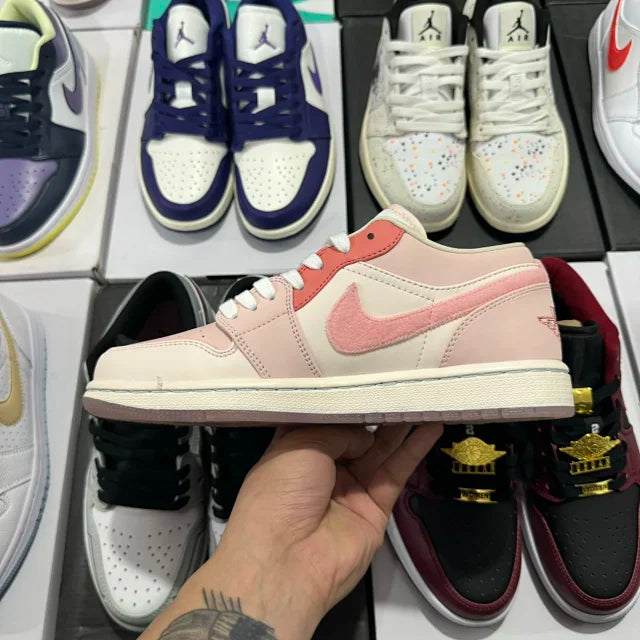 AJ1 Low Mighty Swooshers Pink