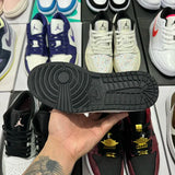 AJ1 Low Flaming Swoosh