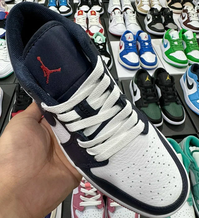AJ1 Low