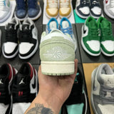 AJ1 Low