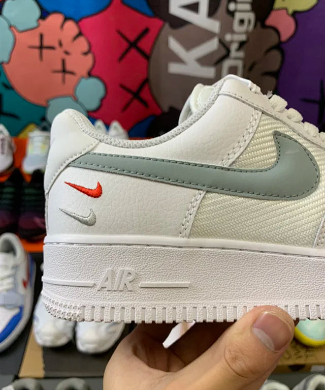 AF1