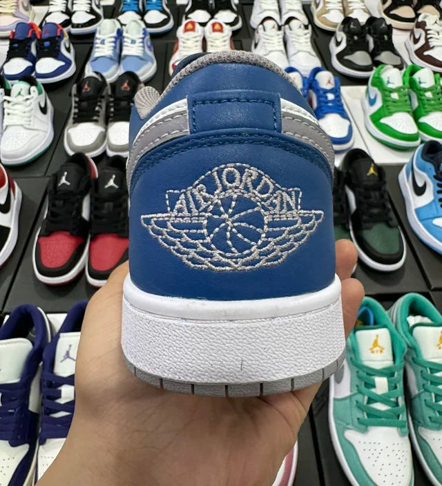 AJ1 Low