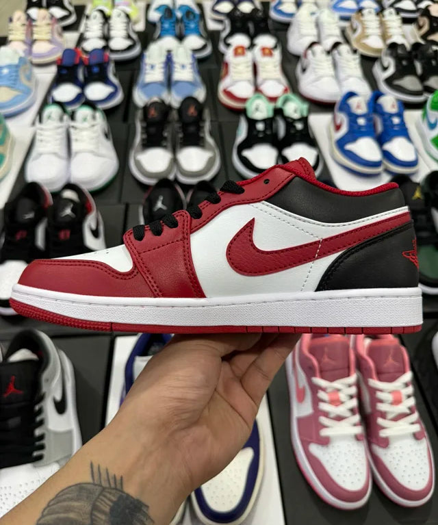 AJ1 Low