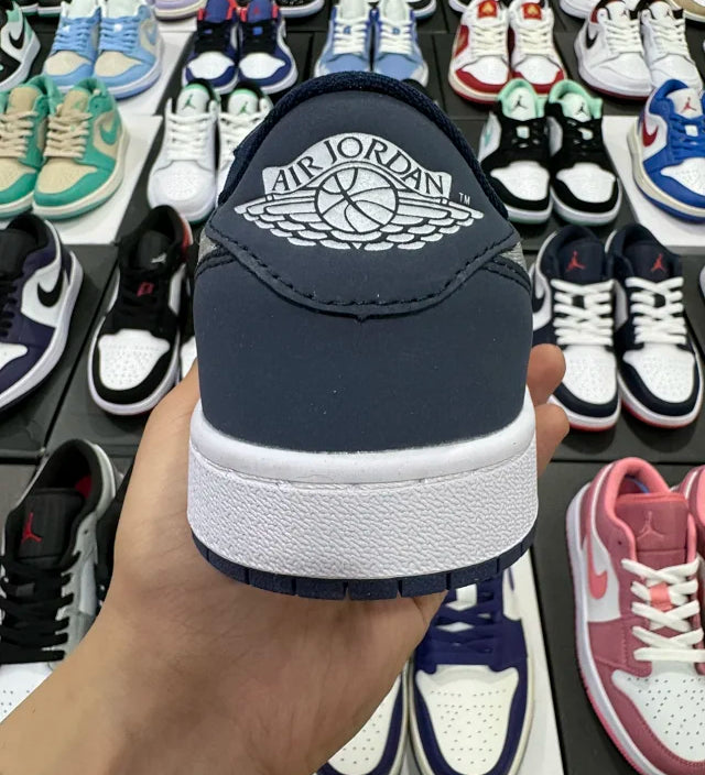 AJ1 Low