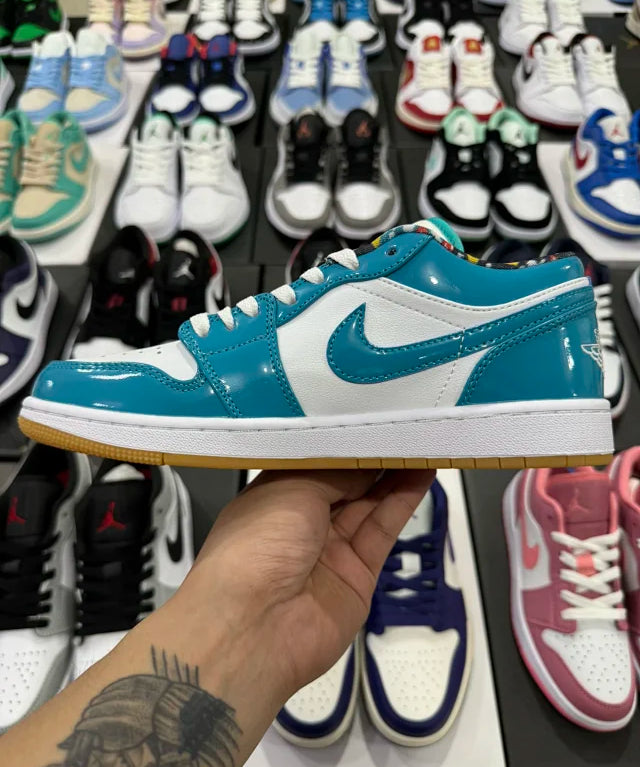 AJ1 Low