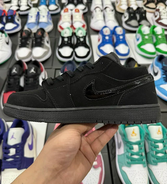 AJ1 Low