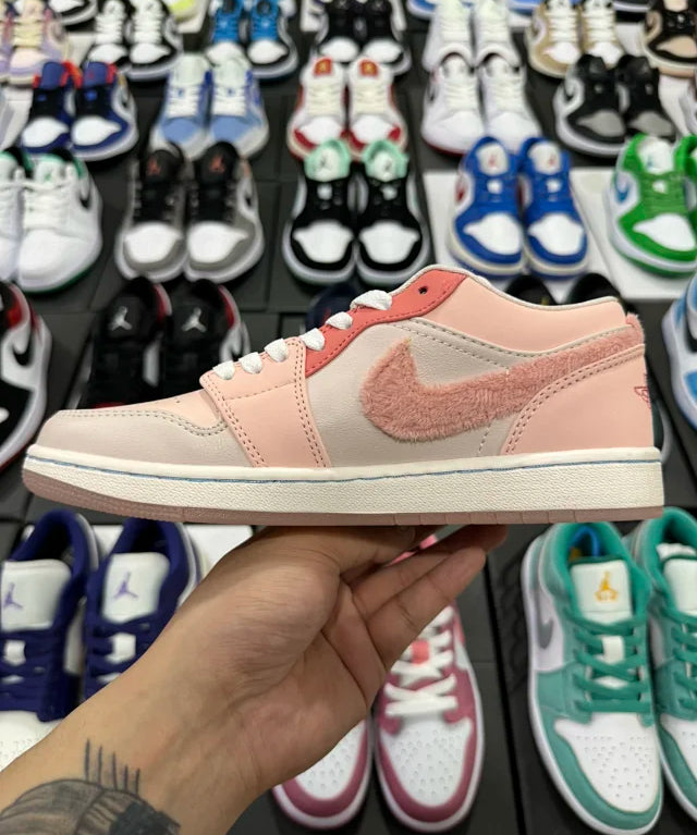 AJ1 Low