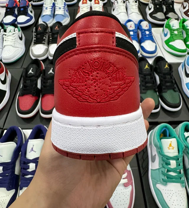 AJ1 Low
