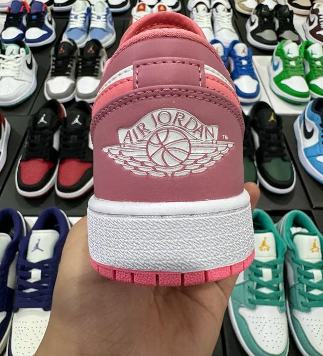 AJ1 Low