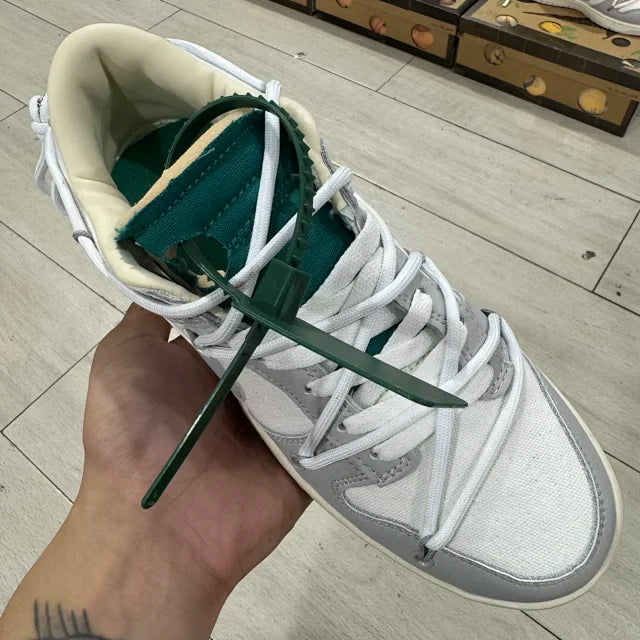 Dunk Low Off No.25
