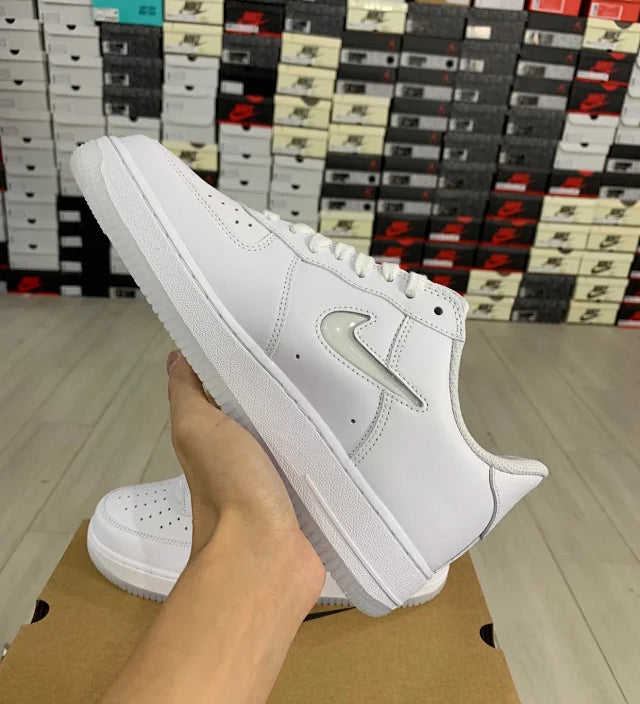 AF1