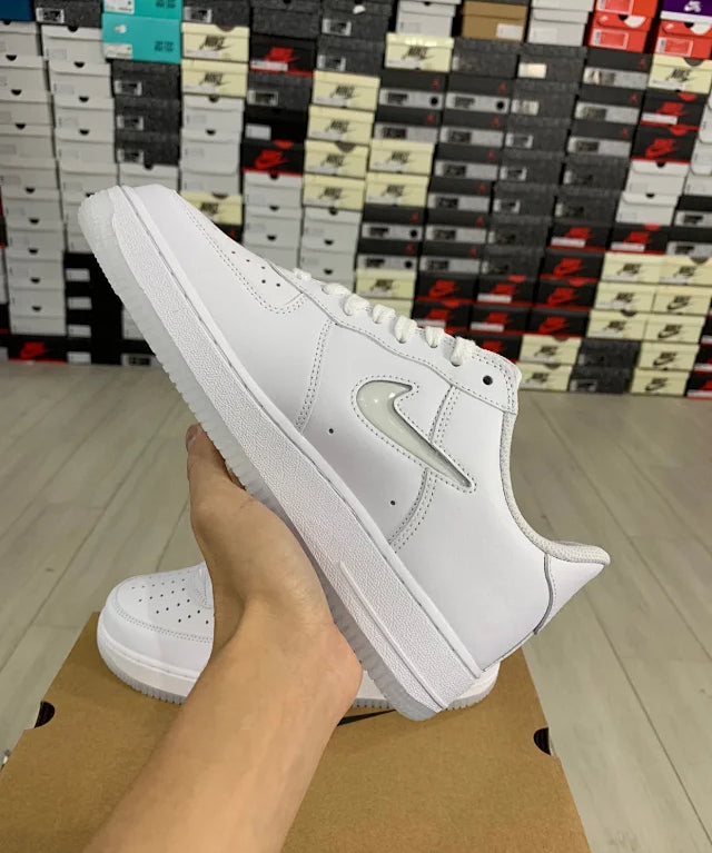 AF1