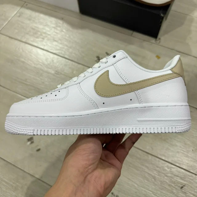 AF1 Essential
