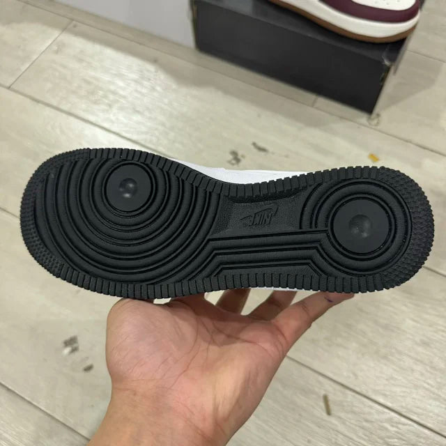 AF1 LV8 White Black