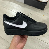 AF1 07 Black/White