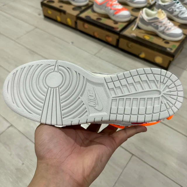 Dunk Low Off No.19