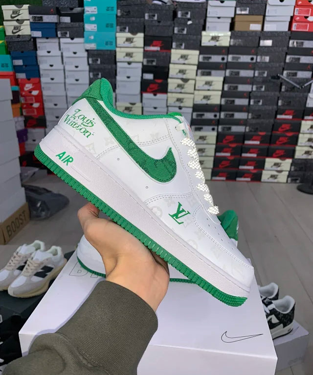 AF1 x LV