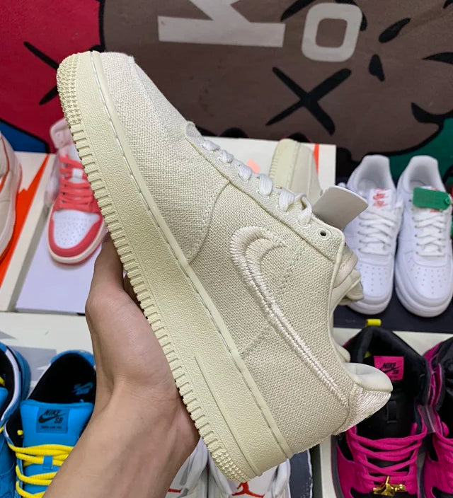 AF1