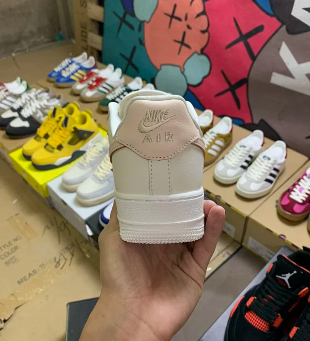 AF1