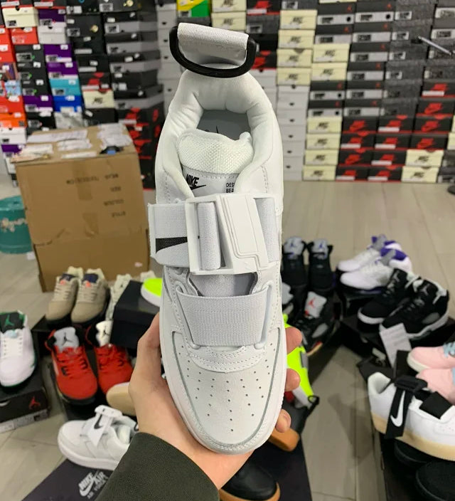 AF1
