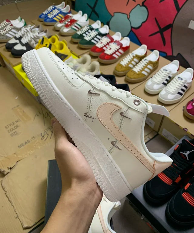 AF1