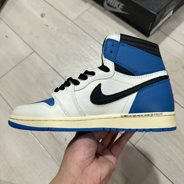 AJ1 Travis Fragment