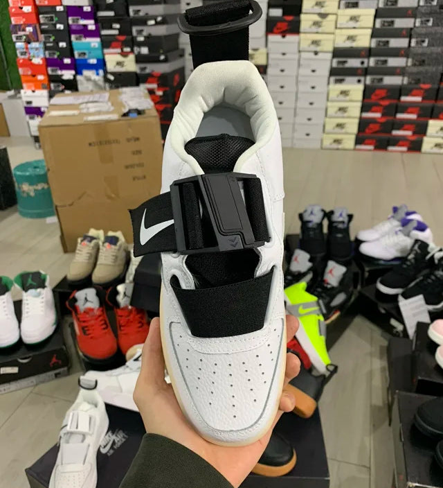 AF1