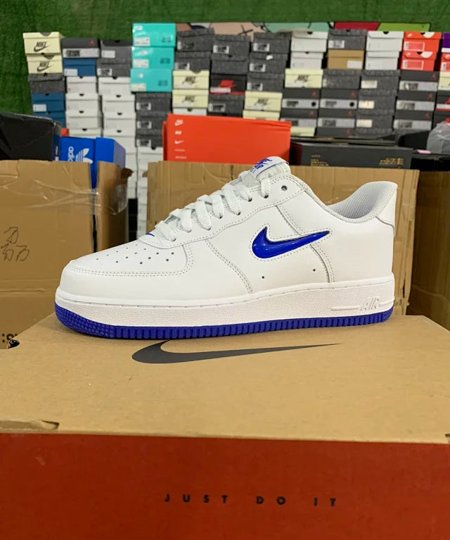 AF1