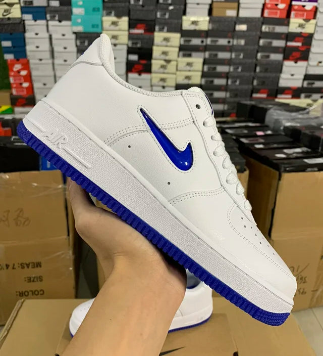 AF1
