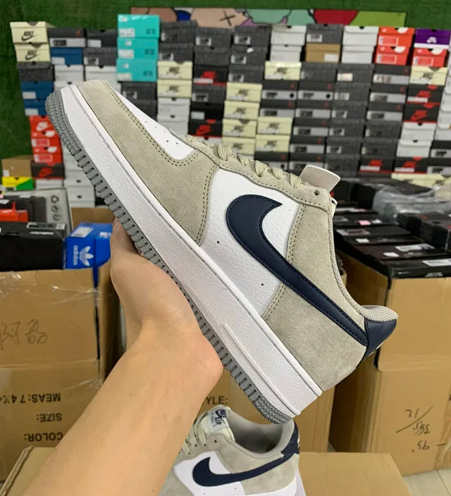 AF1